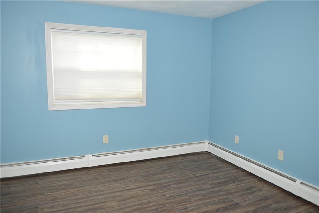 Building Photo - 85 Richard St