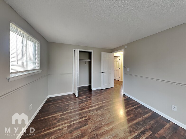 Building Photo - 3586 Richard Ave