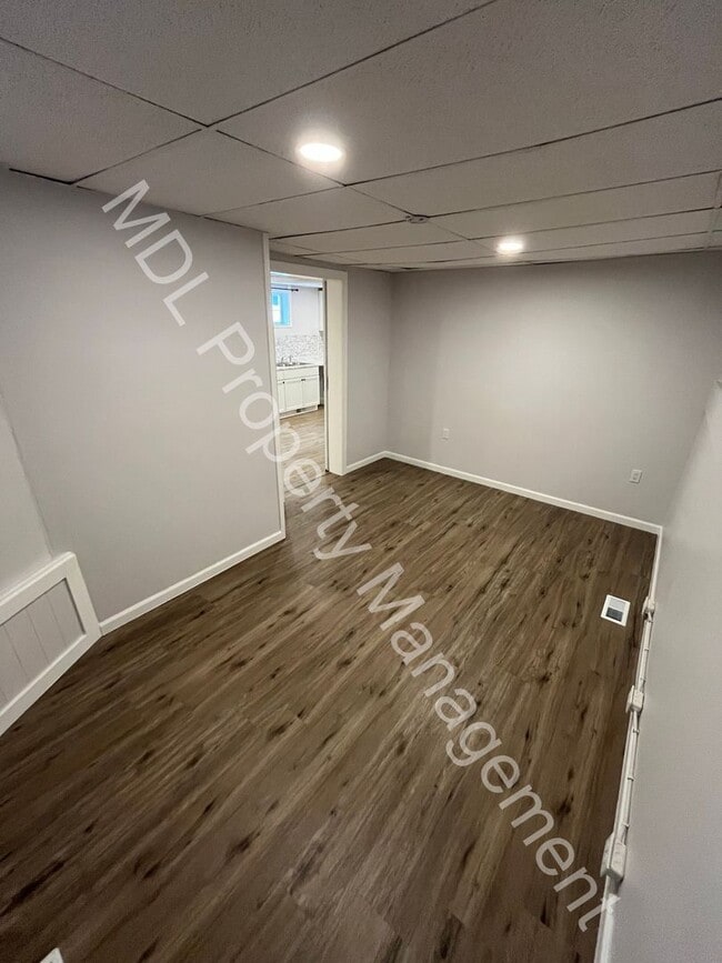 Building Photo - 1500 Birney St