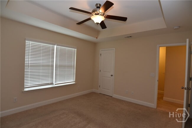 Building Photo - 40 Kepler Lp