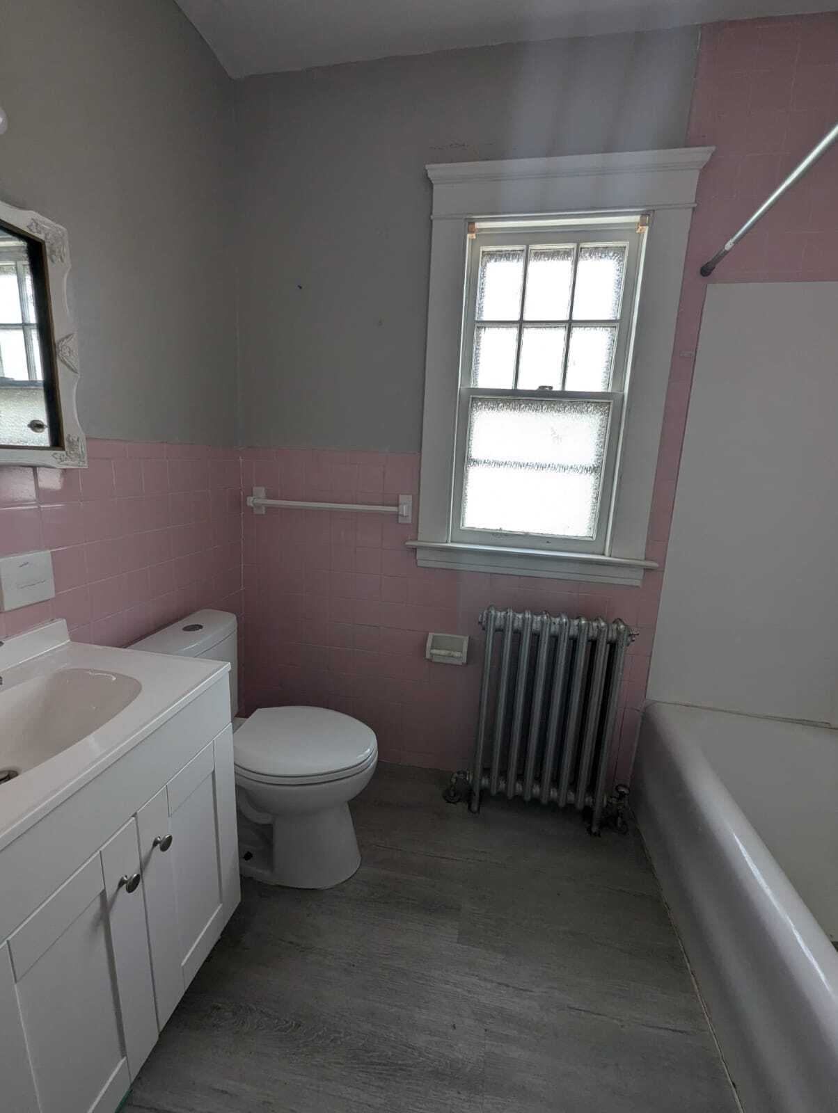 Building Photo - 215 Peck Ave