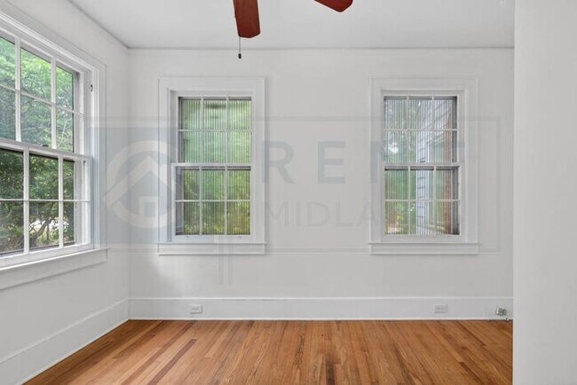 Building Photo - Find Your Home in Cayce