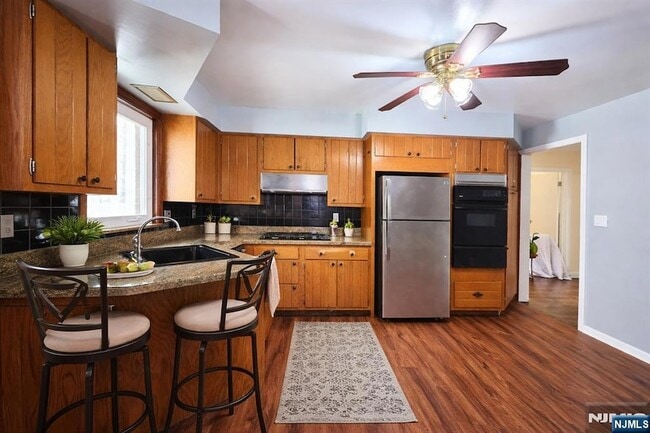 Building Photo - 118-120 Nolton Street Unit 1