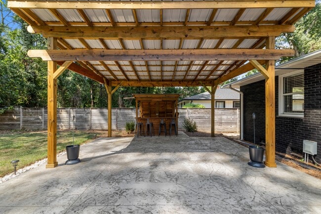 Building Photo - 2115 Bellaire Ave