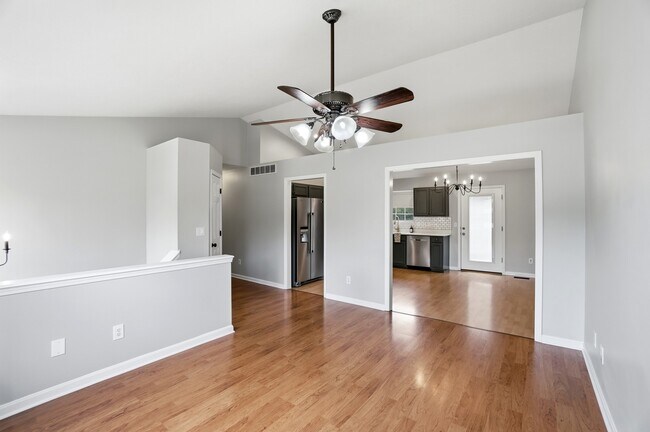 Building Photo - 3749 Sugarberry Dr