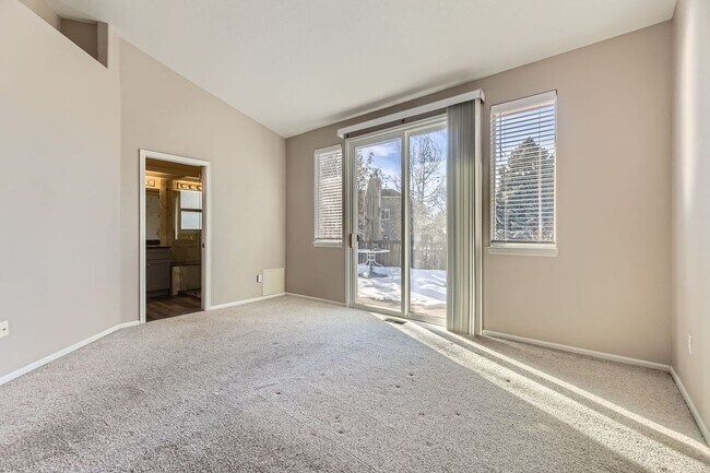 Building Photo - Spacious 4 Bed/ 3 Bath Home with Finished Basement