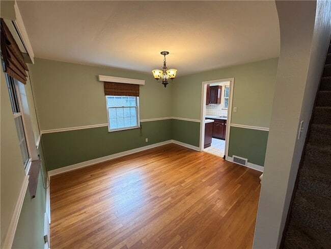 Building Photo - 218 Jackson Cir