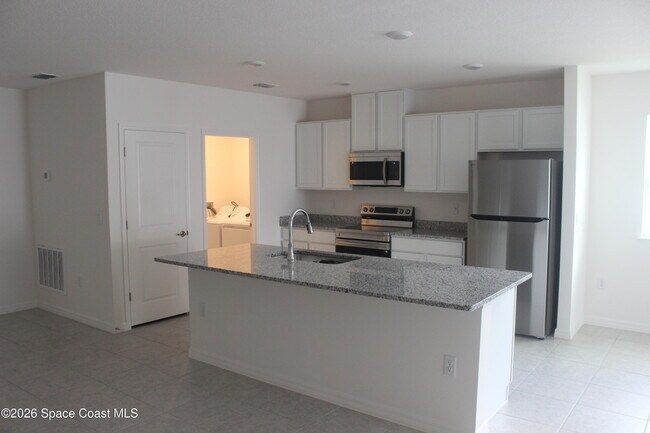 Building Photo - 251 Crosspoint St SE