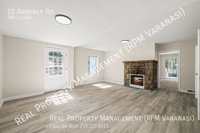 Building Photo - 10 Abberly Rd