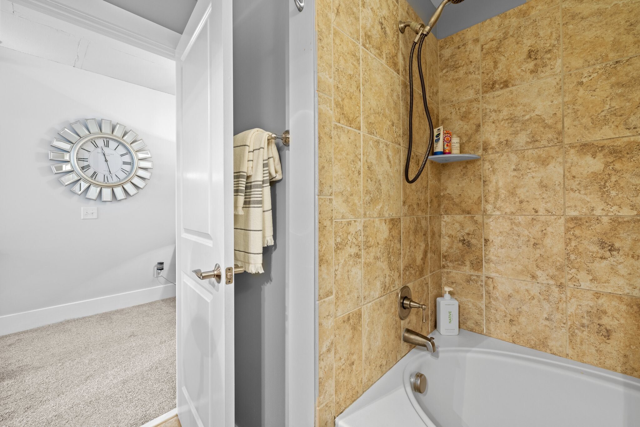 Building Photo - 444 S Blount St