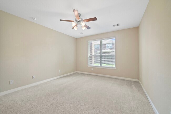 Building Photo - 22523 Birch Ridge Meadow Dr