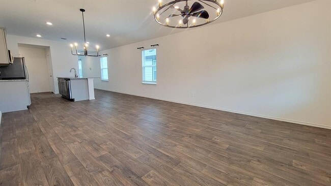 Building Photo - 504 Sandringham Lp