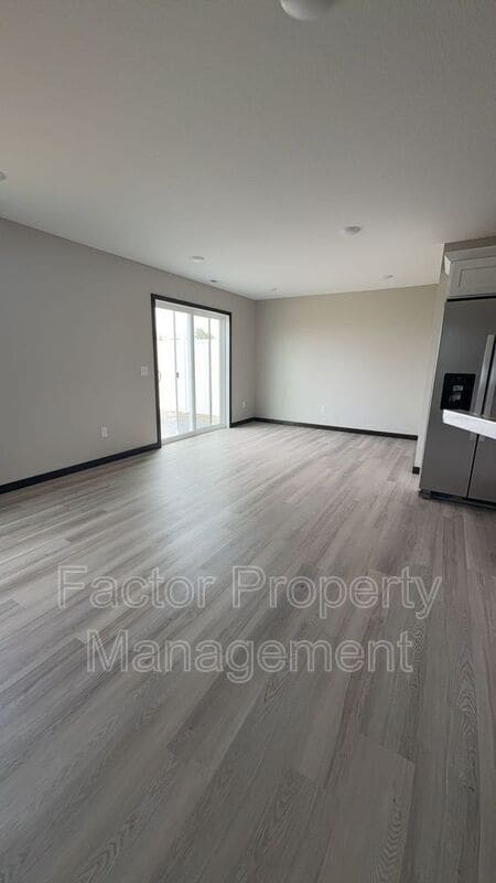 Building Photo - 3212 Scotch Ln