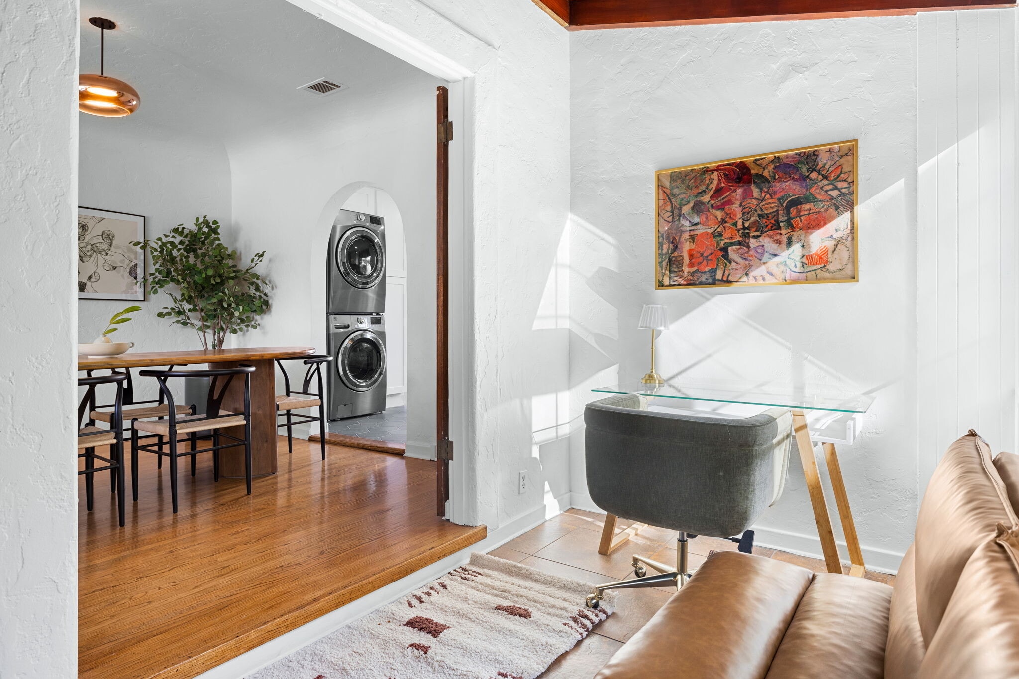 Building Photo - 3758 Gaviota Ave