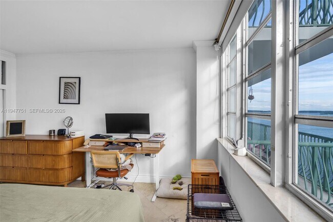 Building Photo - 1408 Brickell Bay Dr