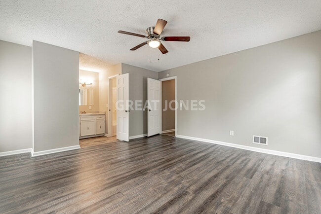 Building Photo - Charming 3 bedroom home in Columubia!