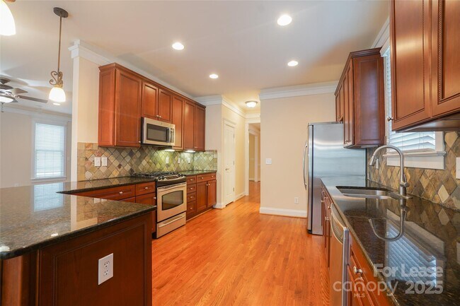 Building Photo - 12637 Doster Ave