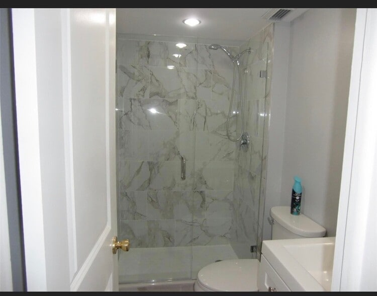 Building Photo - 3261 NW 102nd Terrace