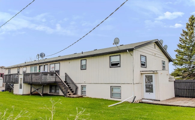 Building Photo - 2406 Hill Ave