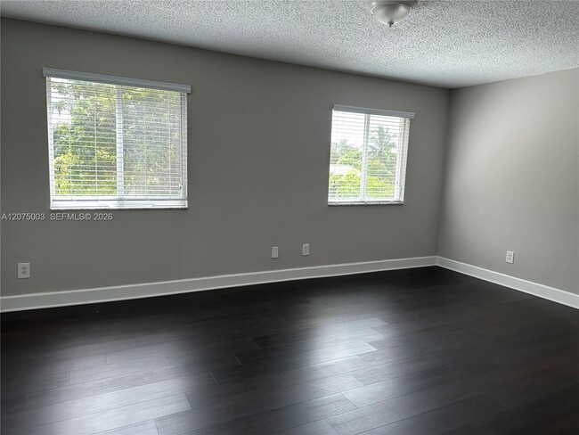 Building Photo - 2403 SW 106th Ave
