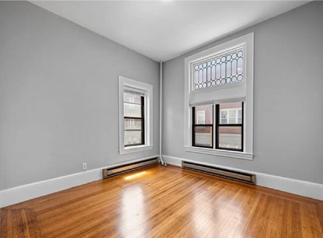 Building Photo - 857 Beacon St