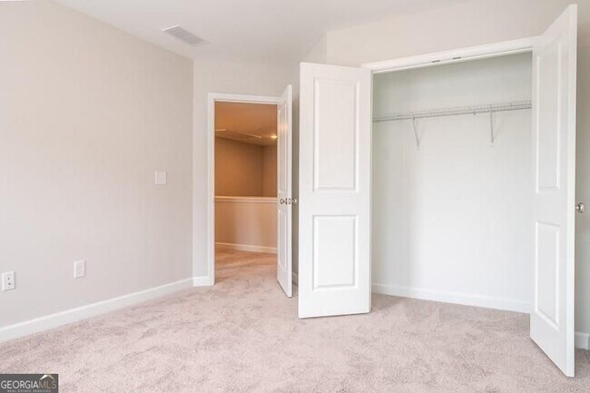 Building Photo - 3359 Verdi Ln