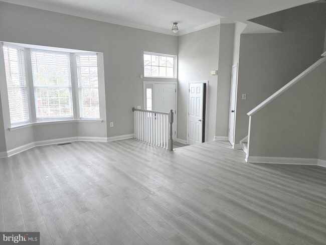 Building Photo - 676 McLeary Square SE