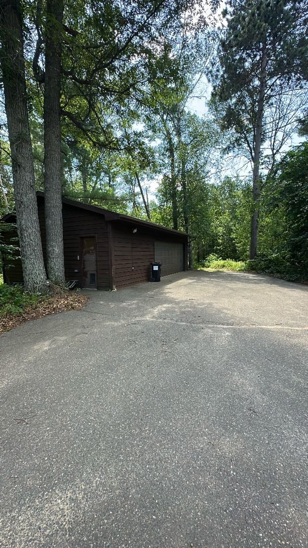 Building Photo - 3 Bedroom Plus loft, 1-3/4 Bathrooms Home in Brainerd, MN on Lake Hartley