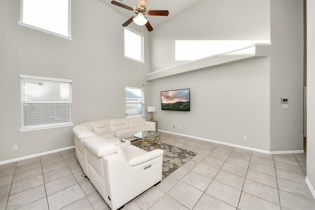 Building Photo - 6302 Prince Pl Dr