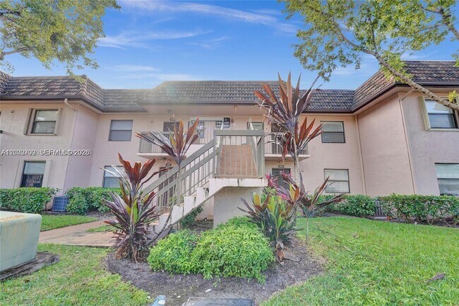Building Photo - 10468 NW 10th St