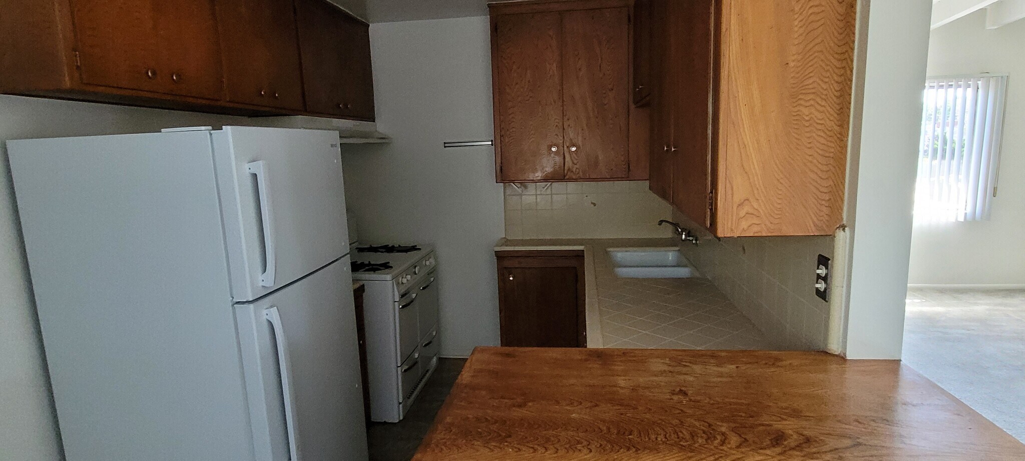 Building Photo - 12015 Lamanda St