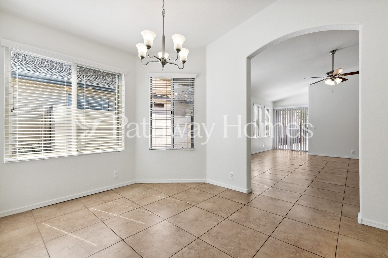 Building Photo - 15212 N 85th Dr