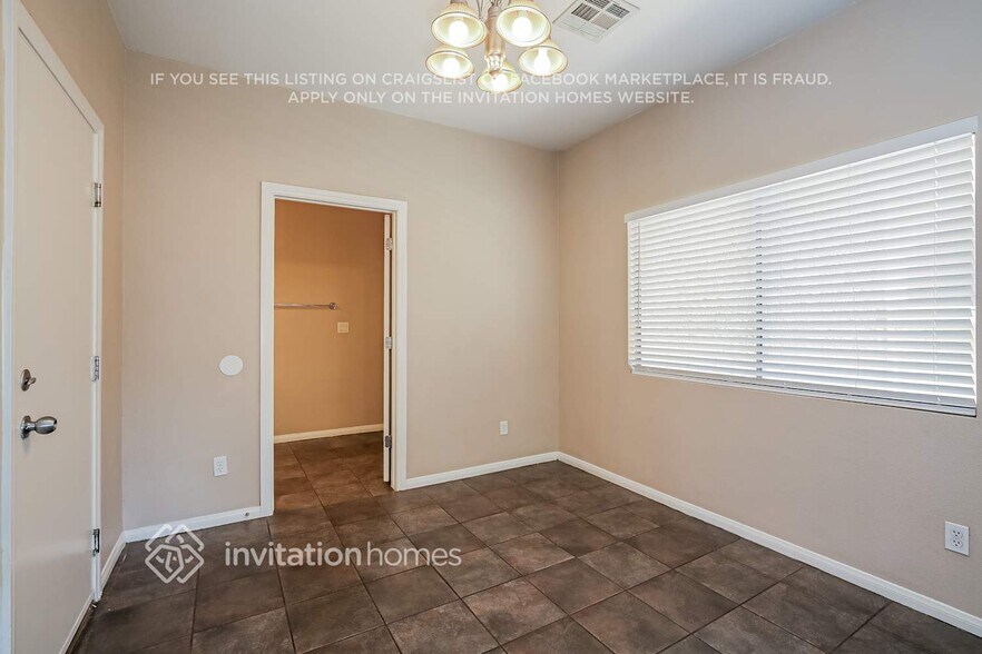 Building Photo - 2868 Canonero St