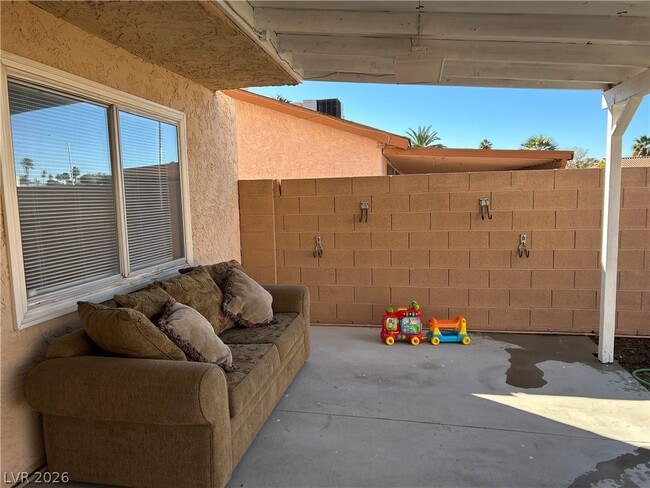 Building Photo - 3685 S Jicama St