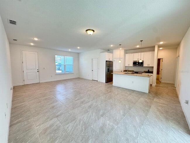 Building Photo - 442 Marion Oaks Course