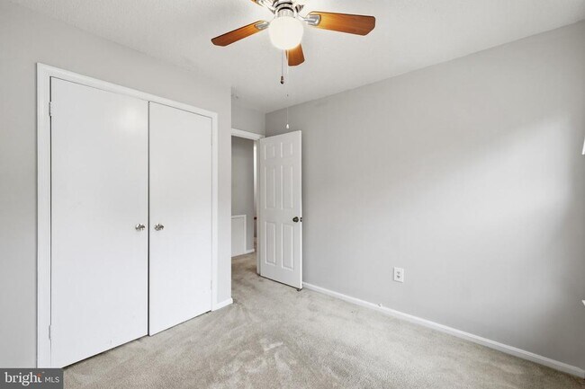 Building Photo - 4000 Sparrow House Ln