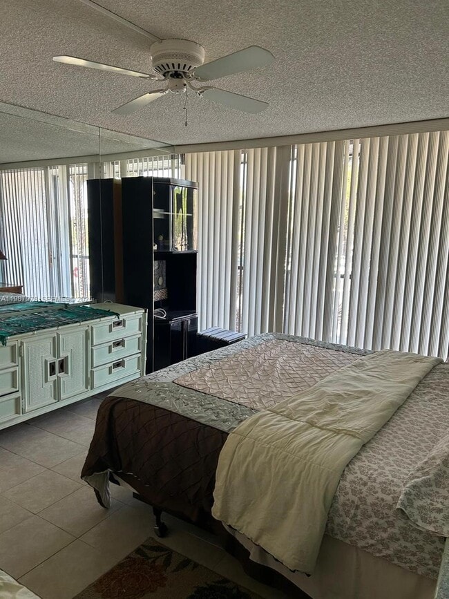 Building Photo - 3821 Environ Blvd