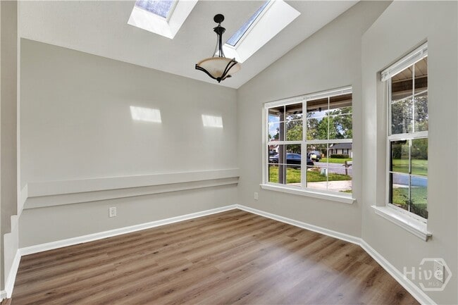 Building Photo - 900 Osprey Dr