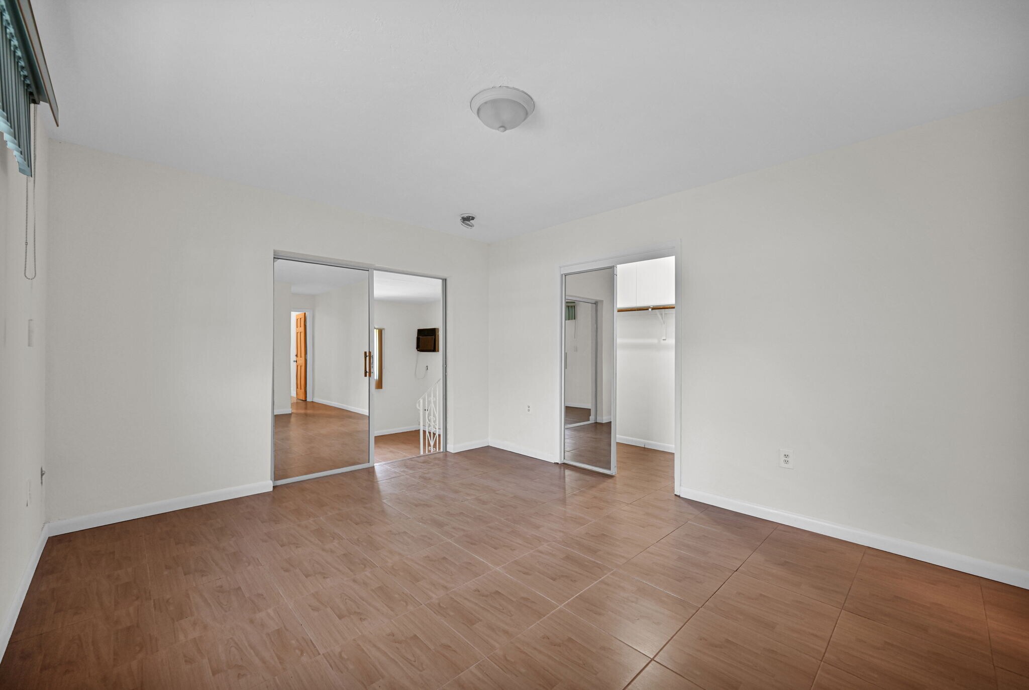 Building Photo - 244 NW 43rd St
