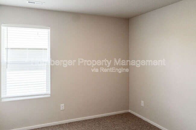 Building Photo - 5813 W Georgetown Ln