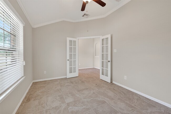 Building Photo - 18139 Swallow Spgs Wy