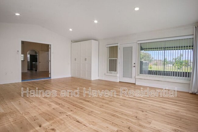 Building Photo - 1207 Coda Ct