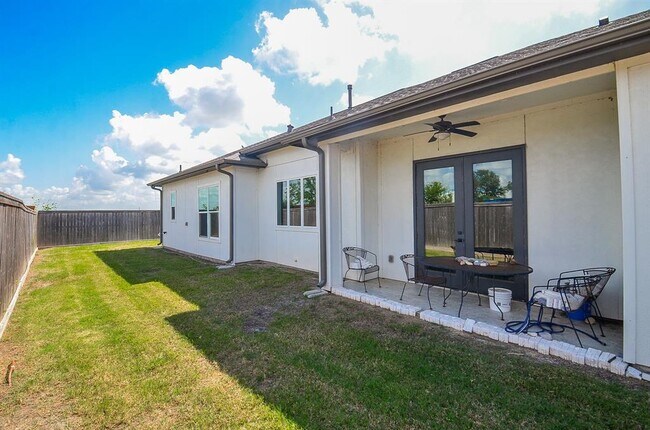 Building Photo - 18526 Bridgeway Ln