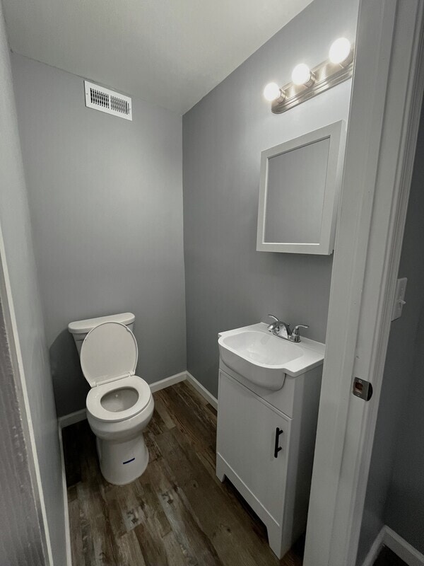 Building Photo - 303 Millington Ave