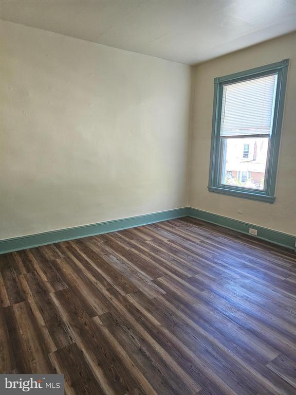 Building Photo - 5515 N Fairhill St