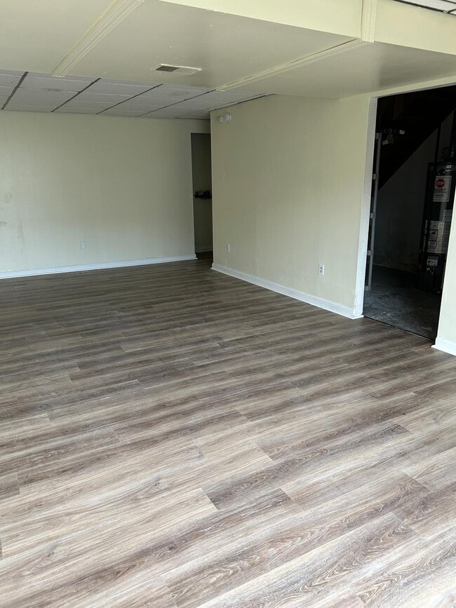 Building Photo - 3160 Camberly Dr