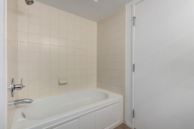 Building Photo - 4808 N 24th St