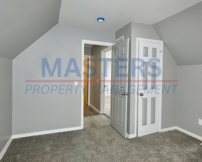 Building Photo - 4 Bed | 1.5 Bath | Spacious Rental Home