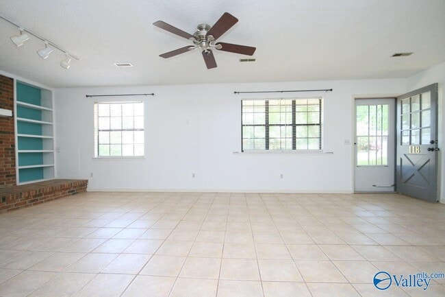 Building Photo - 118 Dexter Cir