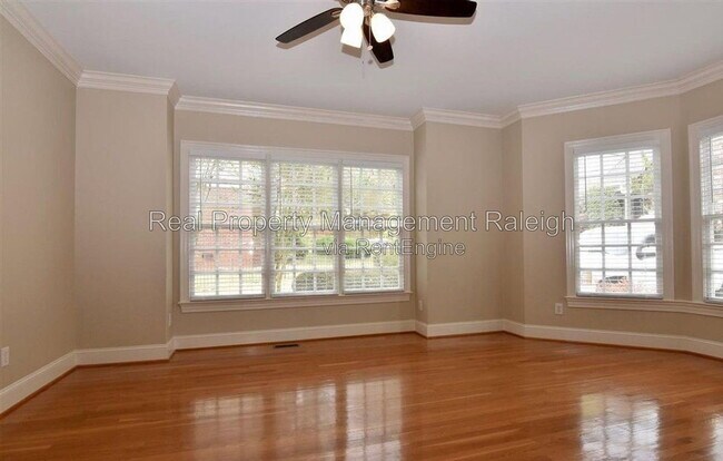 Building Photo - 3528 Eden Croft Dr